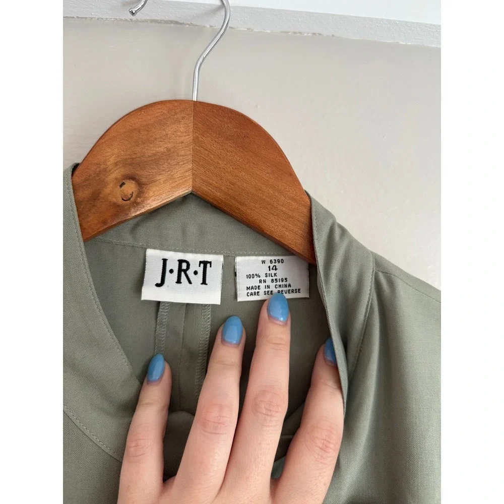 JRT Silk Maxi Dress Womens 14 Sage Green EUC Sleeveless Button Down vintage 90's - Picture 4 of 7